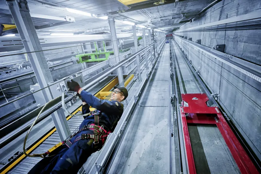 Özalp Asansör Bakımı